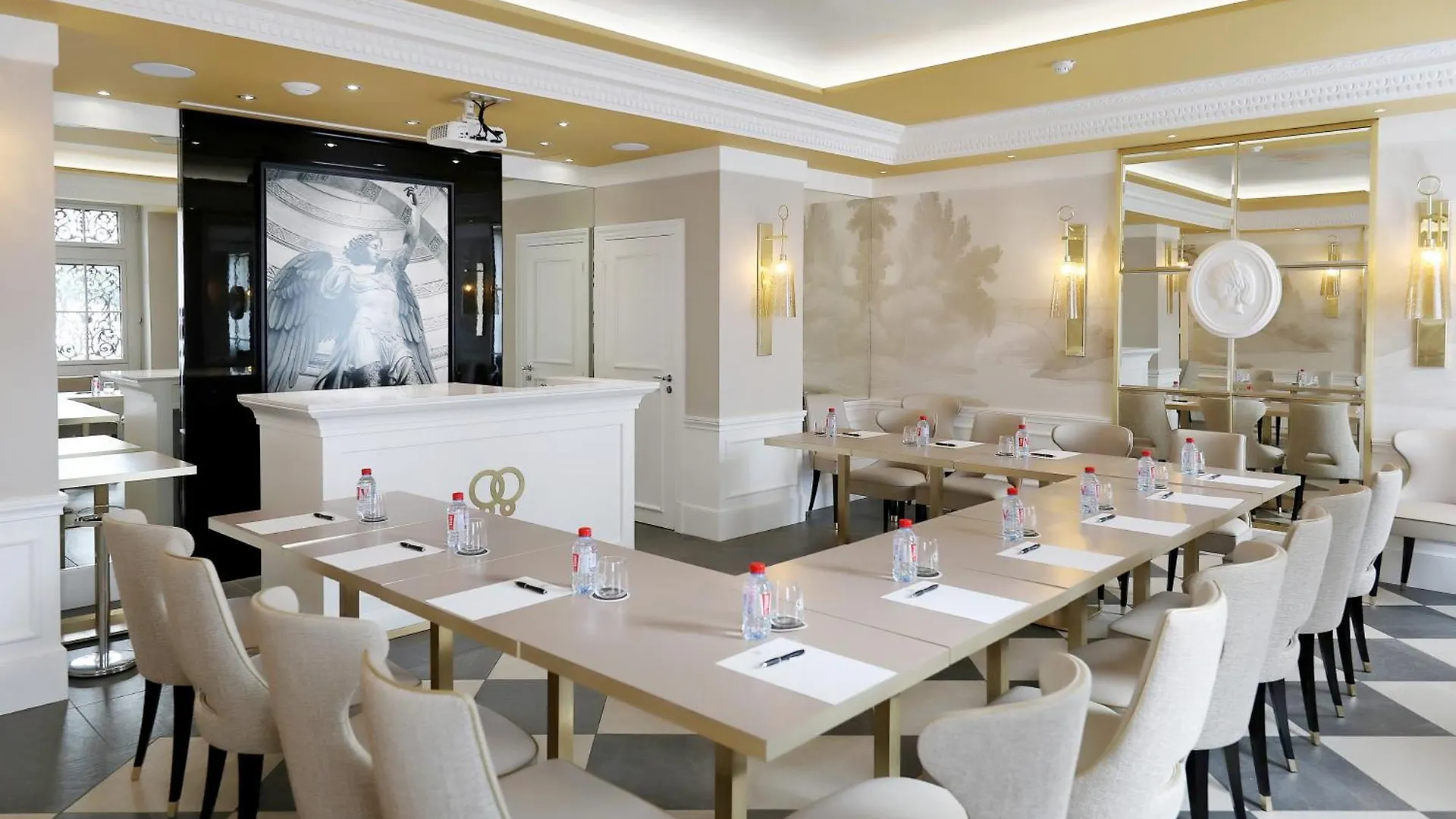 Hotel Alchimy Albi 4*,